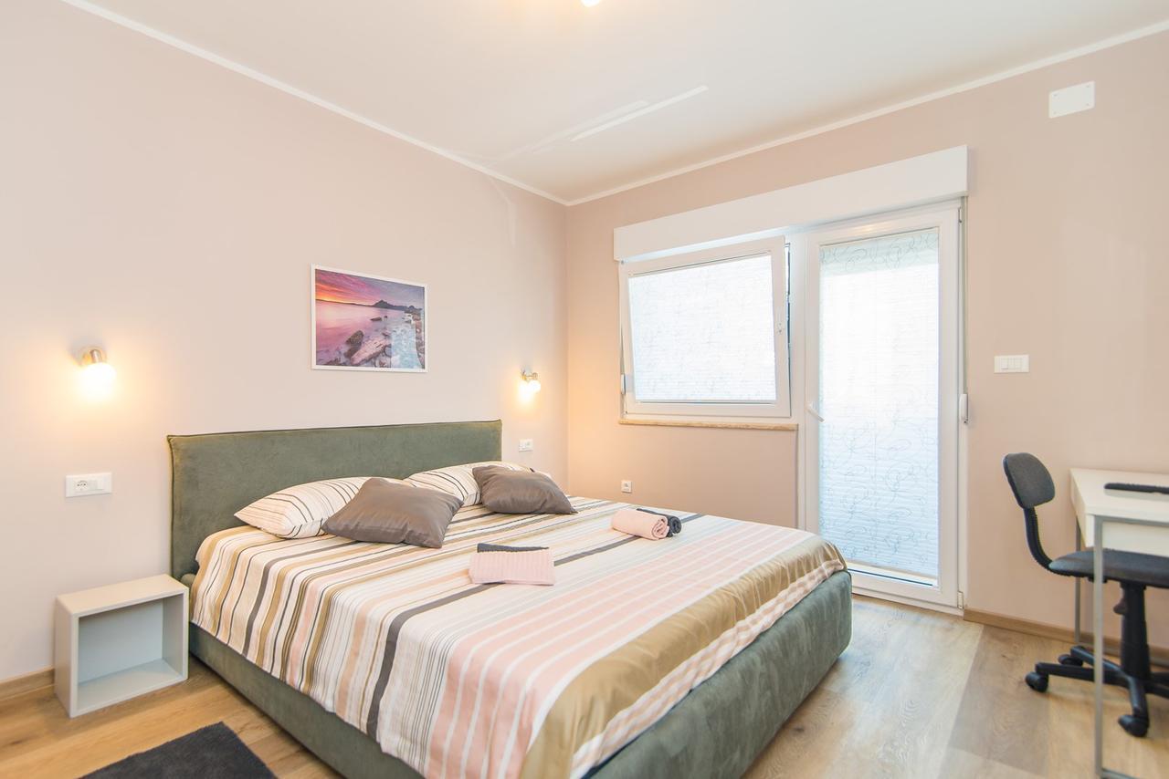 Apartment Lili Poreč Extérieur photo